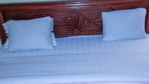 Classic Room | Iron/ironing board (on request), WiFi (free), bed sheets - Chill INN Kigali Rwanda a wonderful stay (Kigali)