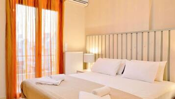 3 عدّة غرف نوم وتجهيزات عازلة للصوت وواي فاي مجانًا وملاءات أسرّة