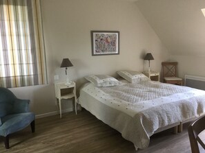 5 bedrooms, desk, free WiFi, wheelchair access - House (5 BEDROOMS) (4 bathrooms) near the beaches of Port Manech and Rospico (Nevez)