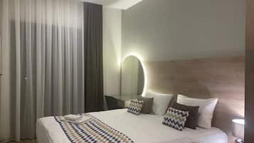 ์๋ฆฌํธ ์ํํธ | 1 ๊ฐ์ ์นจ์ค, ๊ณ ๊ธ ์นจ๊ตฌ, ๋ฉ๋ชจ๋ฆฌํผ ์นจ๋, ๋ฏธ๋๋ฐ