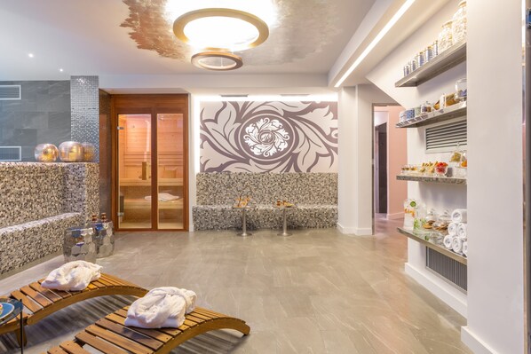 Couples treatment room(s), massages - Aparthotel Spa del Palacete, Historic Center (Málaga)