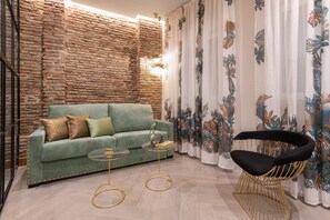 Căn hộ Deluxe, 1 phòng ngủ | Màn/rèm cản sáng, phòng cách âm, bàn ủi/dụng cụ ủi quần áo 
