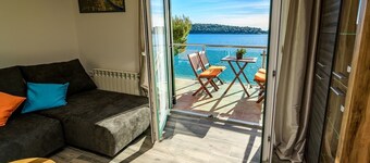 Appartamento in Lussinpiccolo (Mali Losinj) con vista mare, balcone, Climatizzazione, WIFI (4896-1)