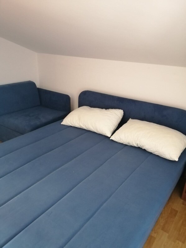 3 quartos, ferros/tábuas de passar roupa, Wi-Fi de cortesia