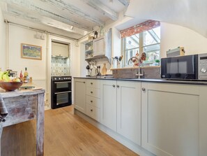 High chair - Vine Cottage - UKC4237 (Great Snoring, near Fakenham)