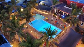 Udendørs pool
