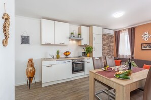 Fridge, microwave, oven, dishwasher