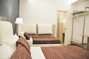 1 bedroom, in-room safe, iron/ironing board, free WiFi