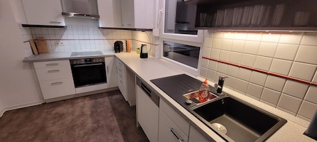 Grand Apartment | Private kitchen | Fridge, microwave, oven, stovetop