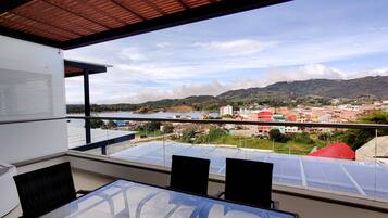 Caja de seguridad en la habitaciĂłn, cortinas blackout y wifi gratis