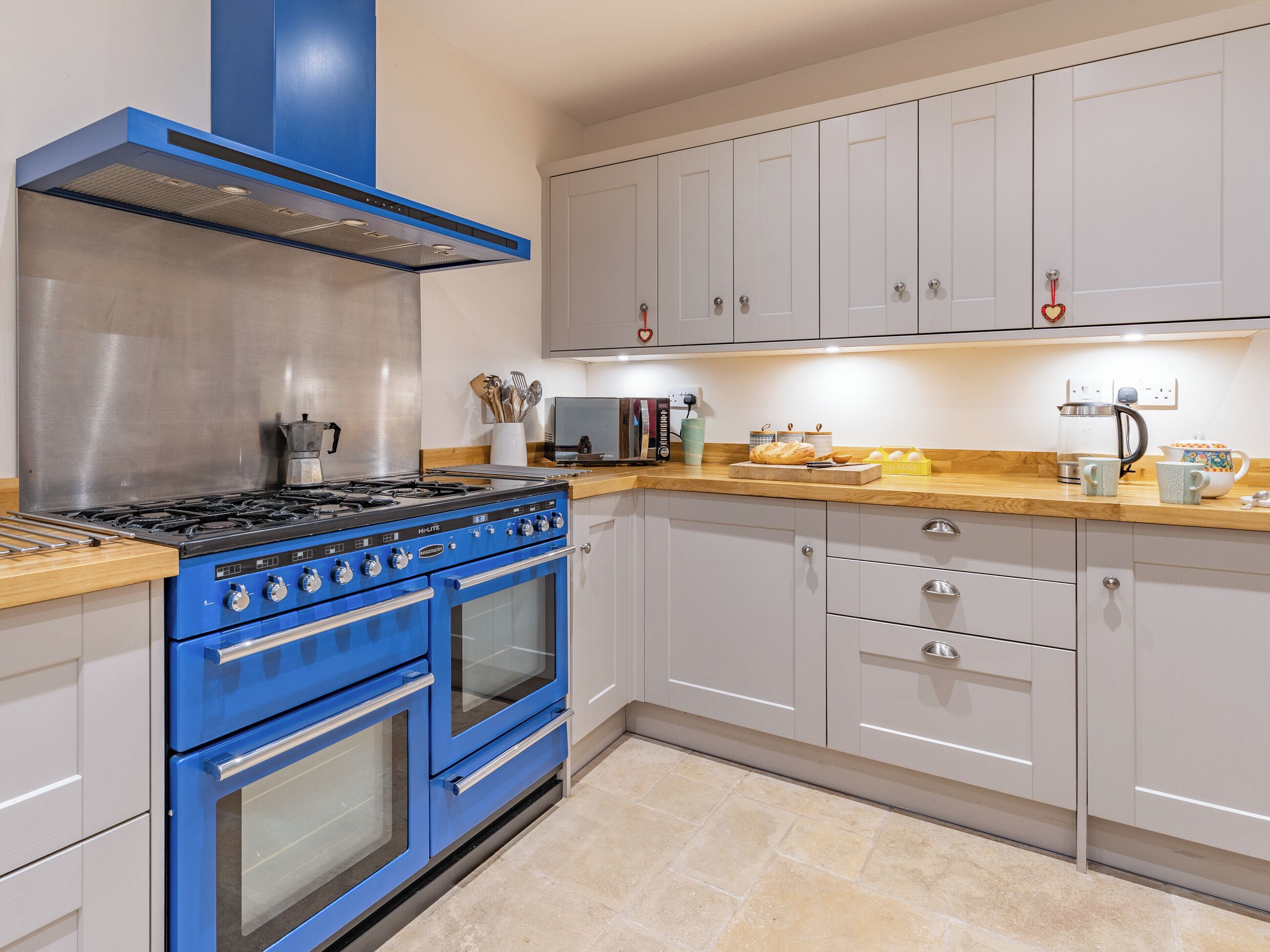 غسالة أطباق، كرسي للأطفال