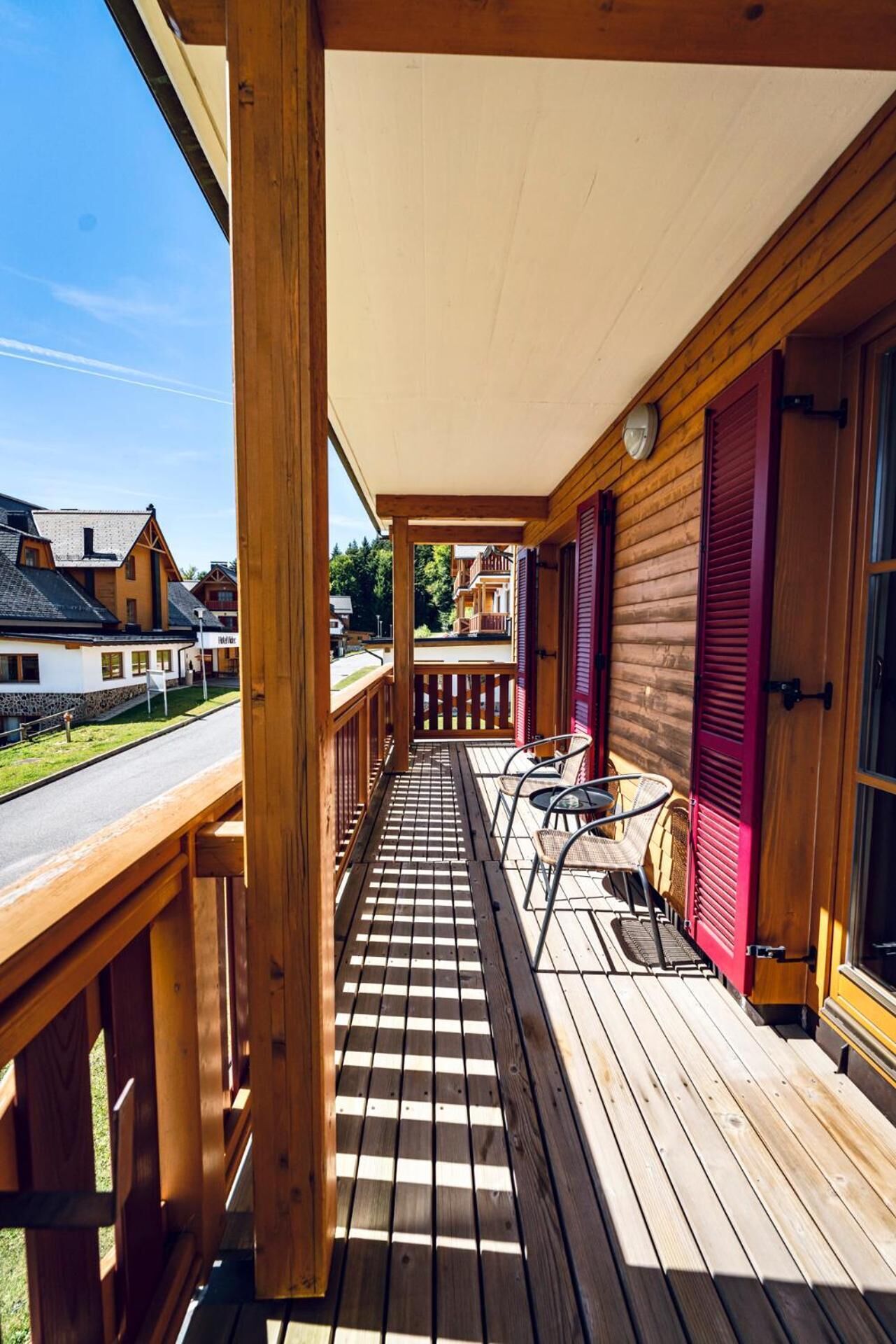 المنطقة المحيطة بالمنشأة