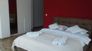 Deluxe-huone (King) | Ilmainen Wi-Fi, vuodevaatteet