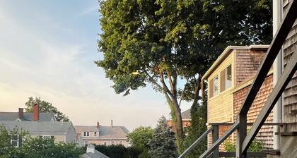 Downtown!! Located in the Cultural District - One Block to Yacht Club