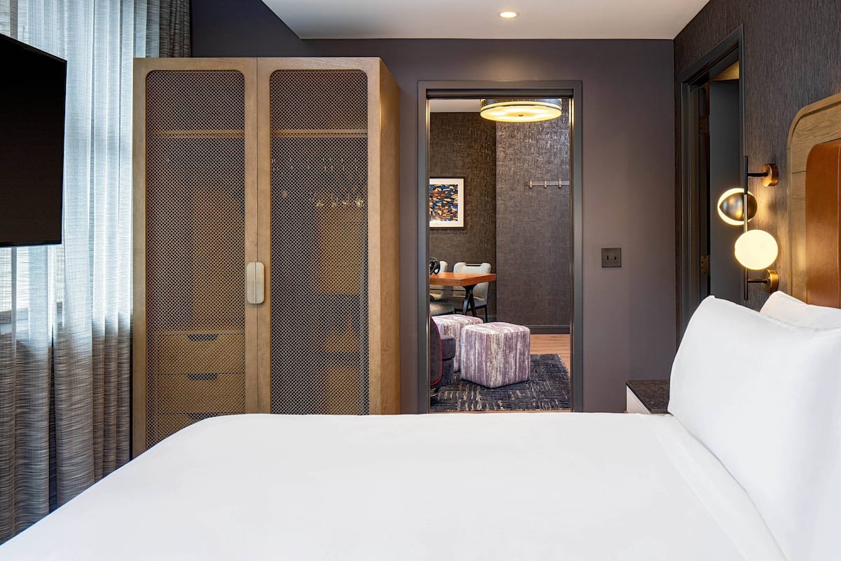 Suite, 1 habitación | Sábanas de algodón egipcio y ropa de cama de alta calidad