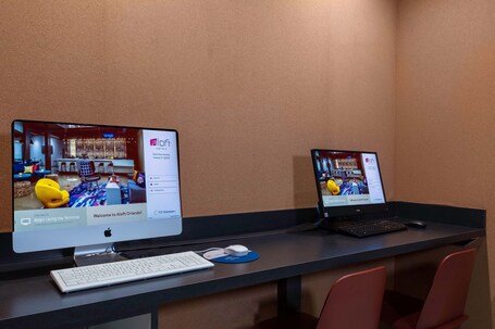 Aloft Orlando Lake Buena Vista - Image 22