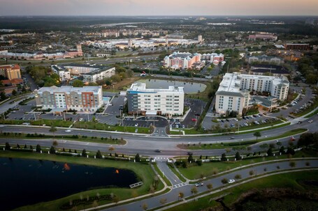 Aloft Orlando Lake Buena Vista - Image 7