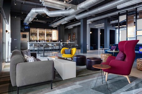 Aloft Orlando Lake Buena Vista - Image 15