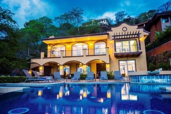 Front of property - evening/night - Casa Ilan Ilan (Sardinal)