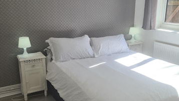 2 bedrooms, cots/infant beds, free WiFi, bed sheets