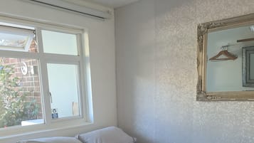 2 slaapkamers, babybedden, gratis wifi, beddengoed