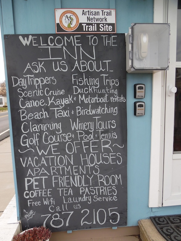 Property entrance - Wachapreague Inn (Wachapreague)