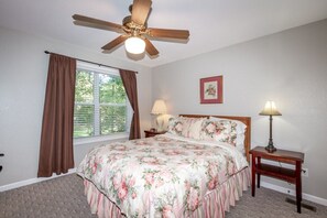 3 bedrooms, WiFi, bed sheets