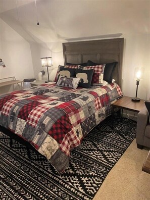 4 bedrooms, WiFi, bed sheets