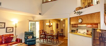 27 Turquesa Place - A nicely furnished town home near Coronado Center. Walking