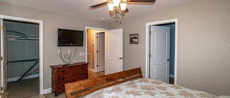 3 bedrooms, WiFi, bed sheets