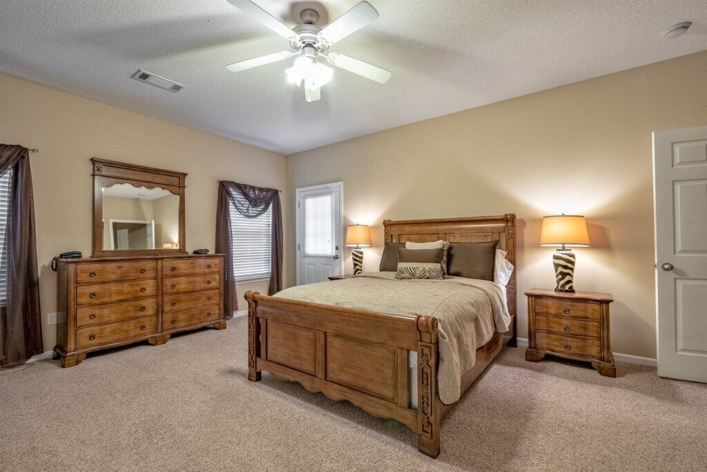 3 bedrooms, WiFi, bed sheets