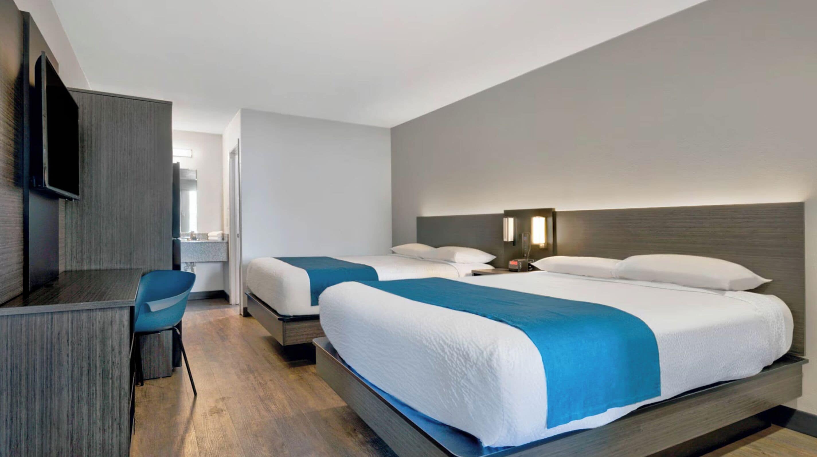 Free WiFi, bed sheets