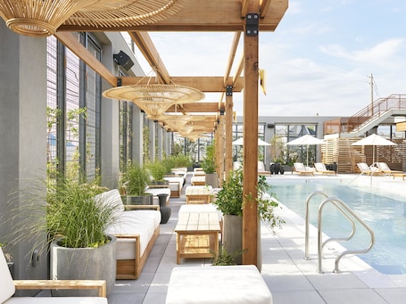 Terrace/patio. The Rockaway Hotel
