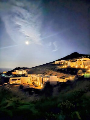 Front of property - Serifos Blue (Serifos)