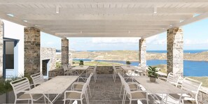 Free daily local cuisine breakfast - Serifos Blue (Serifos)