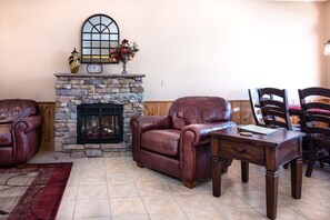 Condo, Multiple Beds, Golf View (3109 Golf View Hillcrest) | Living room