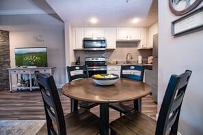 Appart'hôtel, plusieurs lits, vue golf (2501 Golf View Towers  Almost Home) | Cuisine privée
