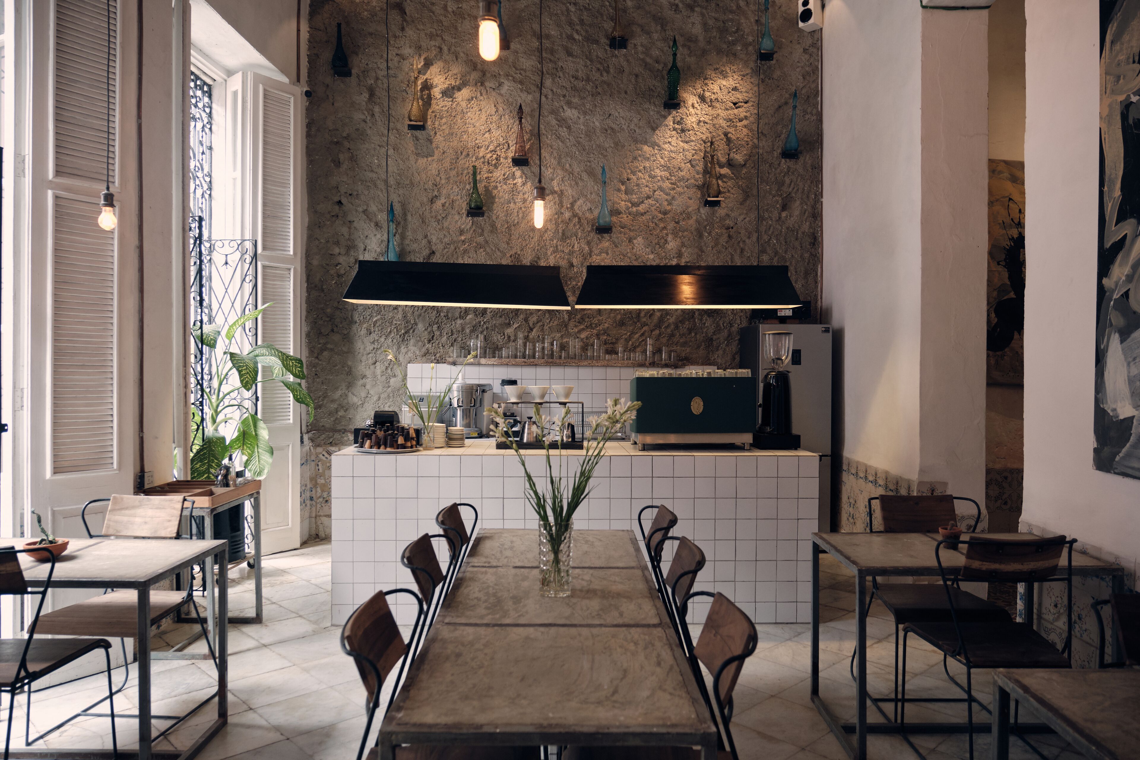 free daily cooked-to-order breakfast