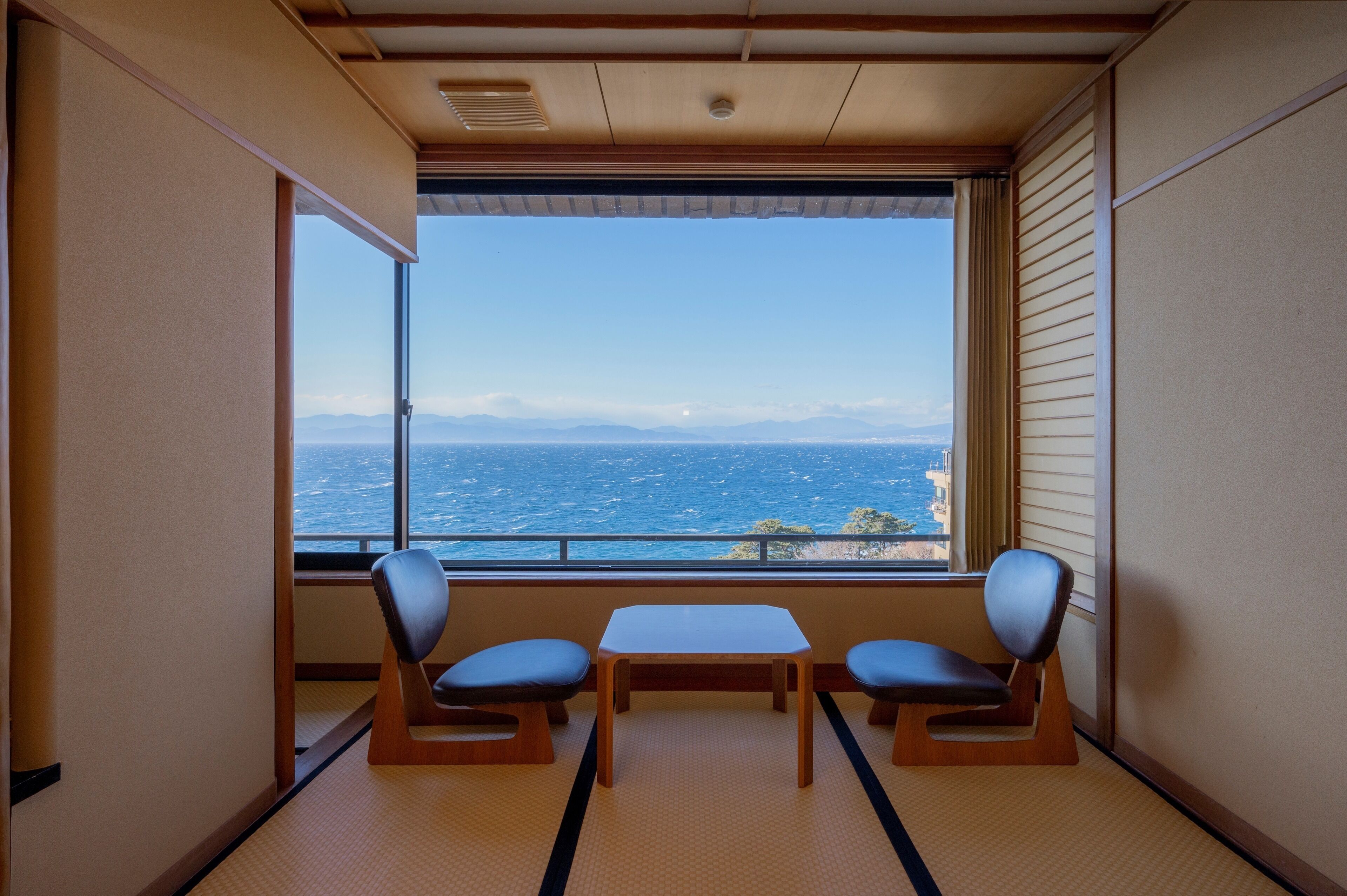 Phòng 4 Superior, không hút thuốc, quang cảnh biển | Két bảo mật tại phòng, truy cập Internet không dây miễn phí 