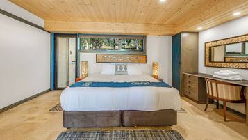 Design Villa, 1 Bedroom, Mountain View | 1 bedroom, pillowtop beds, minibar, individually decorated