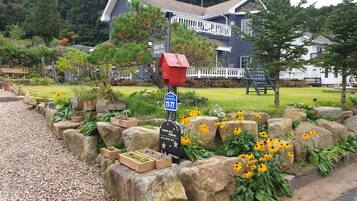 Stroll through the serene garden, surrounded by vibrant blooms and lush greenery.