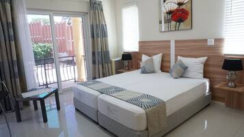 2 habitaciones, caja de seguridad en la habitación y cortinas blackout