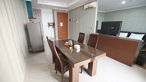 Apartment, 1 Bedroom | In-room dining - Apatel Ancol Mansion (Jakarta)