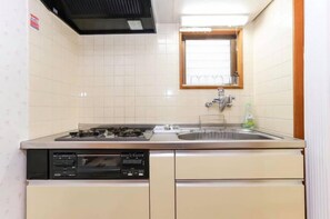 Villa | Eigene Küche | Kühlschrank, Mikrowelle, Herdplatte