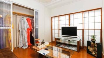 Villa | Living area | Flat-screen TV