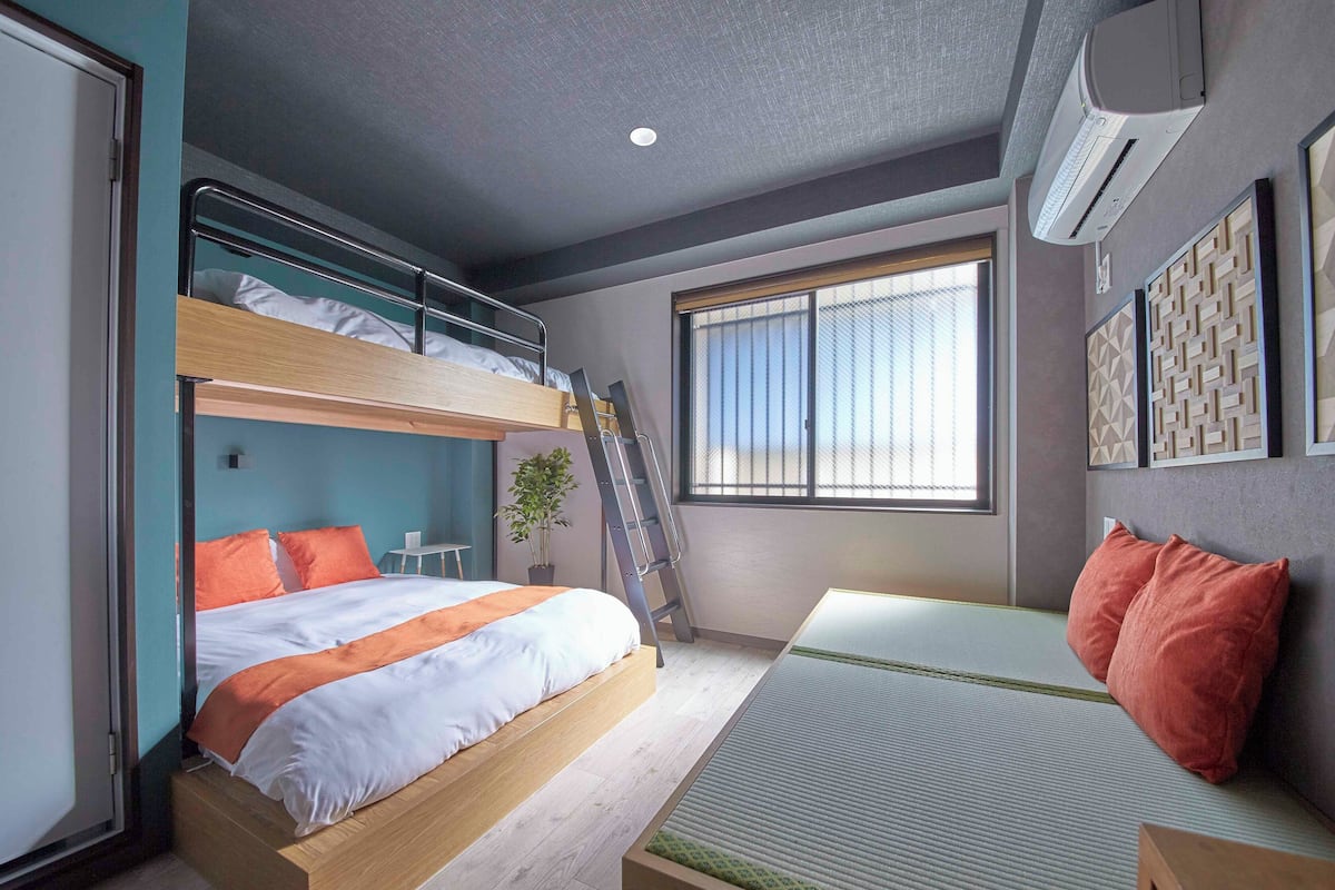 Private Vacation Room for 4 People