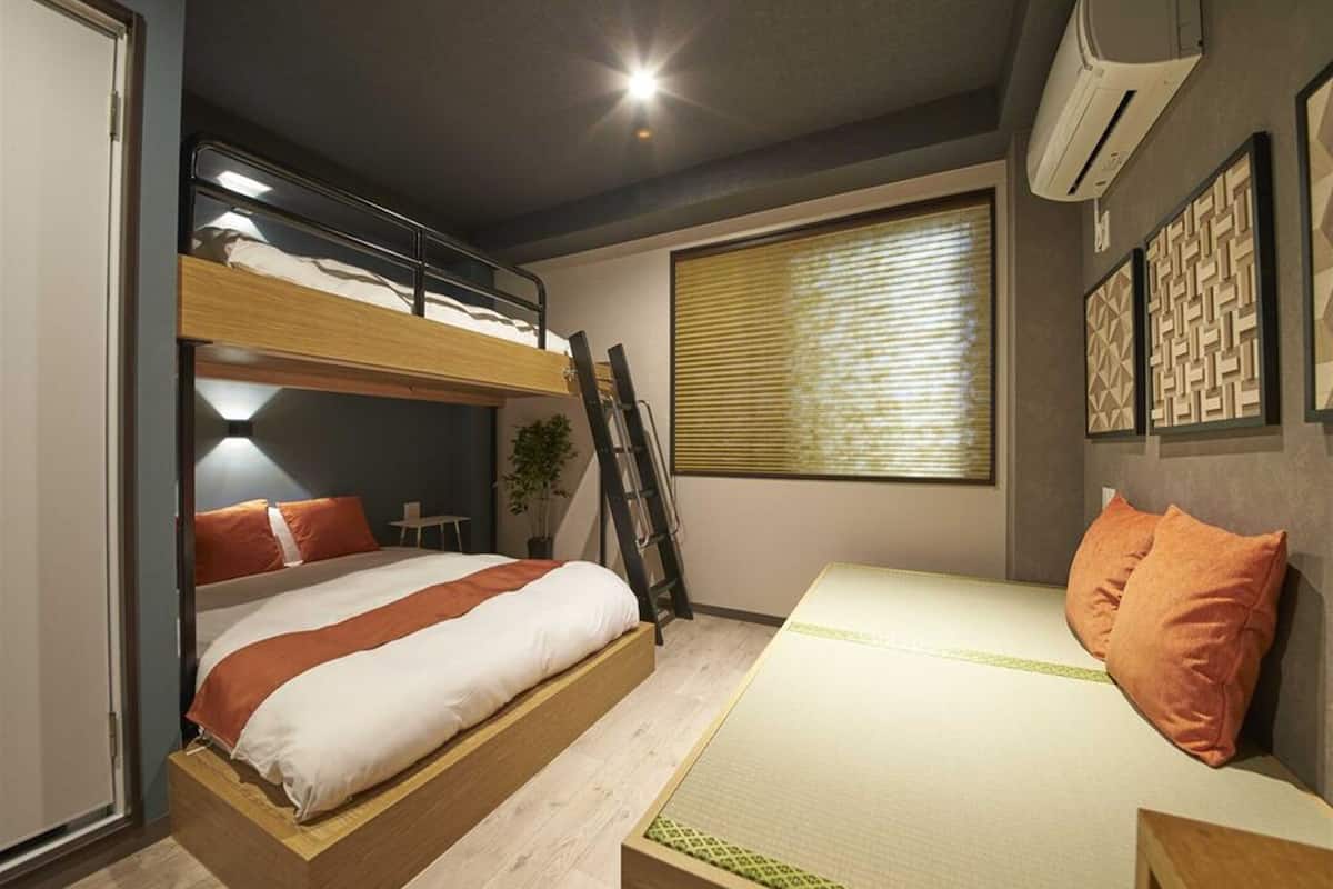 Private Vacation Room for 4 People