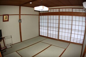 Camera Tradizionale (Japanese Style, 4 Guests) | Wi-Fi gratuito