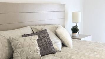 2 Schlafzimmer, Bügeleisen/Bügelbrett, WLAN