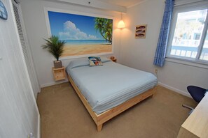 2 bedrooms, internet, bed sheets